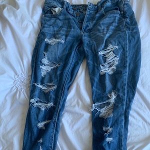 American eagle ripped mom jeans